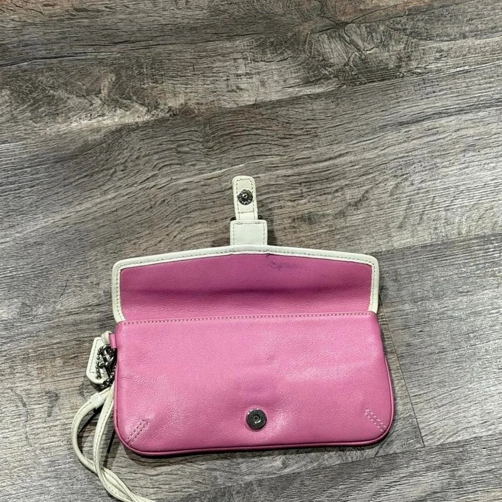 Vintage Coach pink wristlet